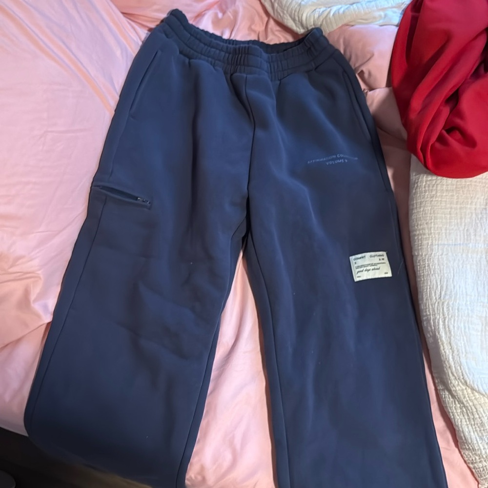 WORN ONCE COMFRT PANTS